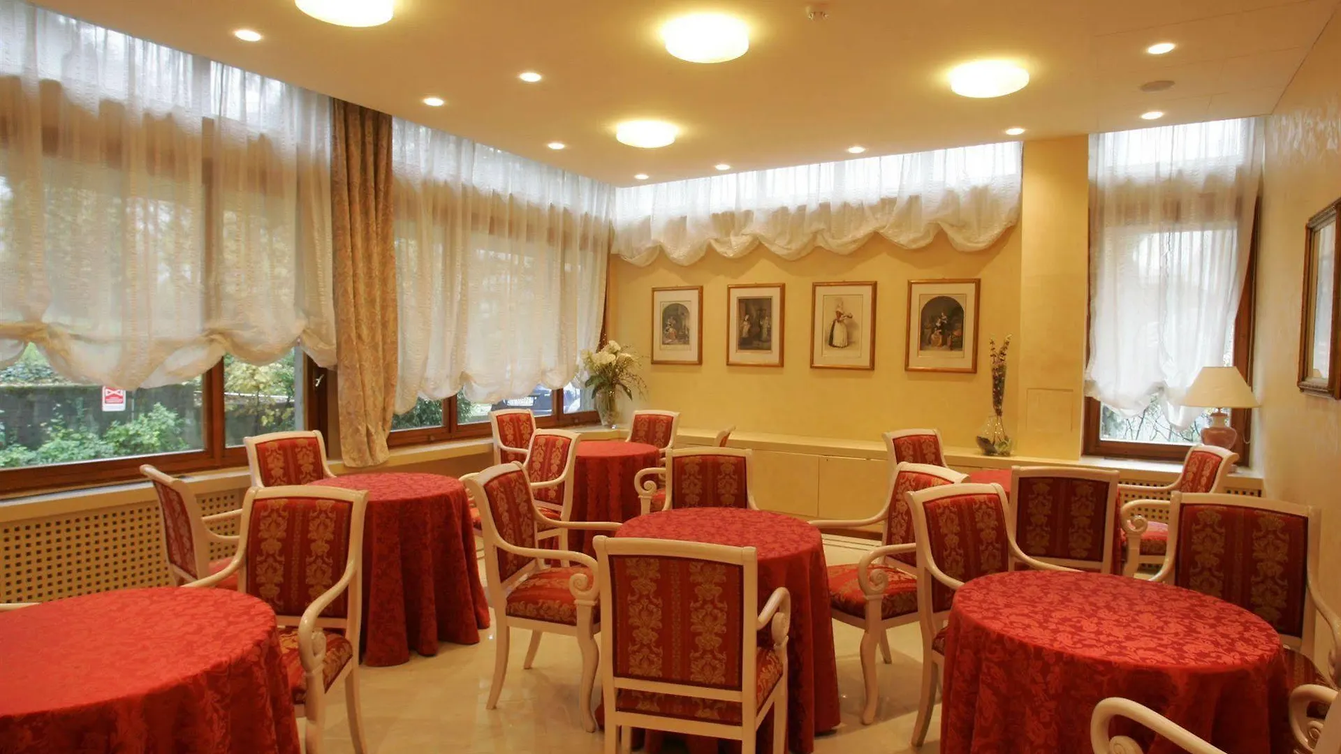Hotel Terme Salvarola Sassuolo 4*,